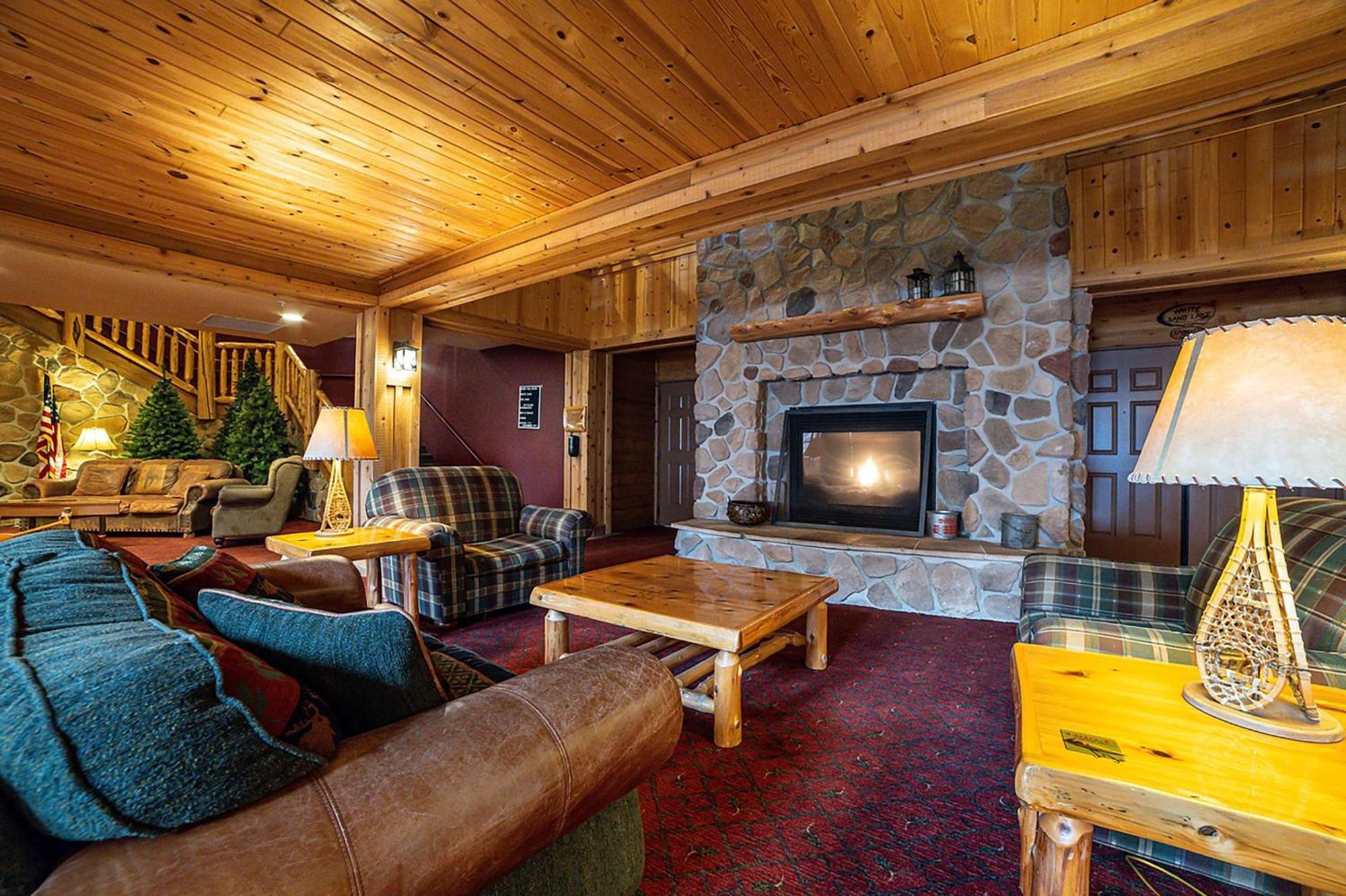 Hotel The At Brainerd Lakes, Trademark Collection By Wyndham Baxter